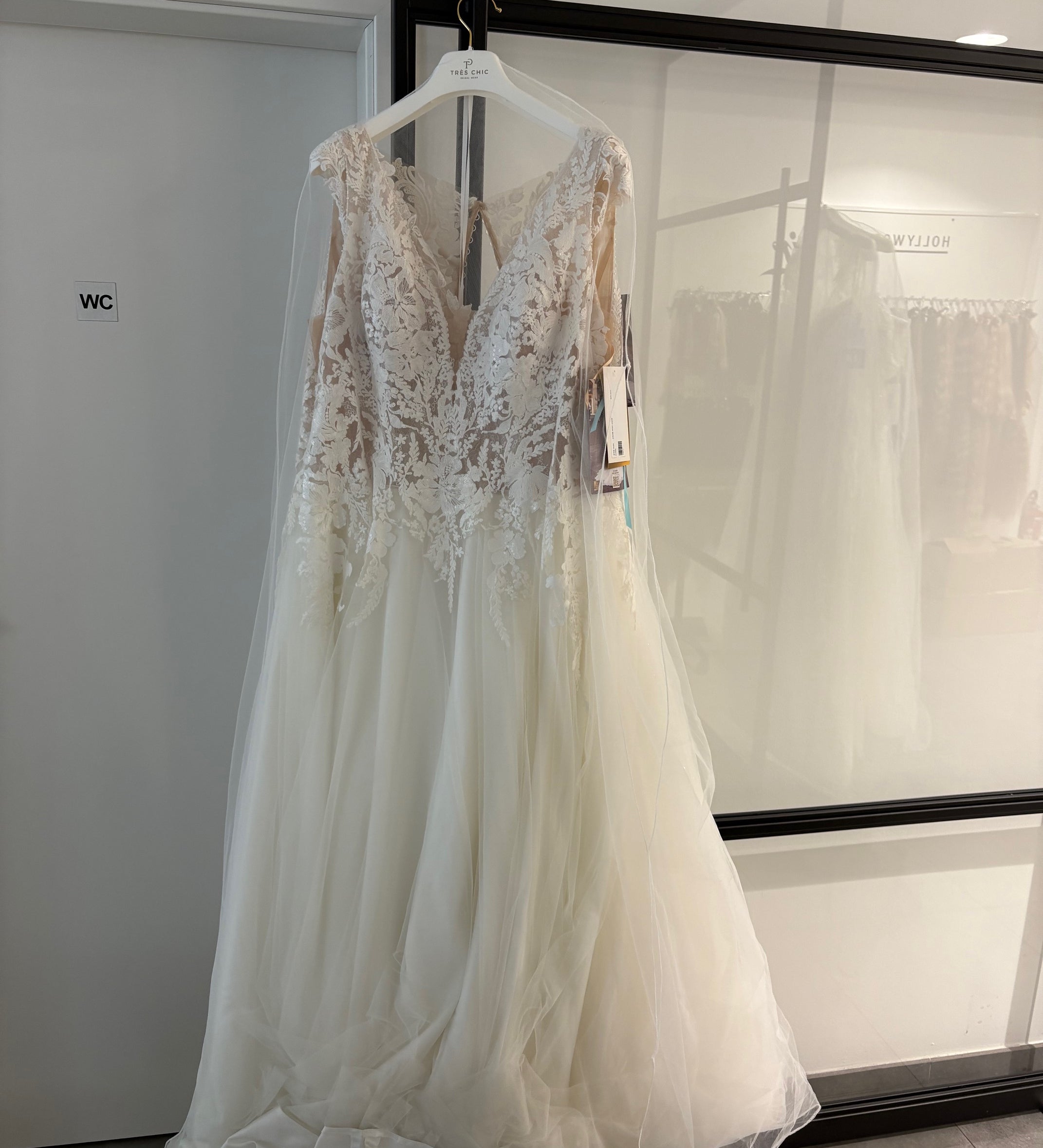 Brautkleid Hochzeitskleid Tres Chic verschiedene Farben und Größen