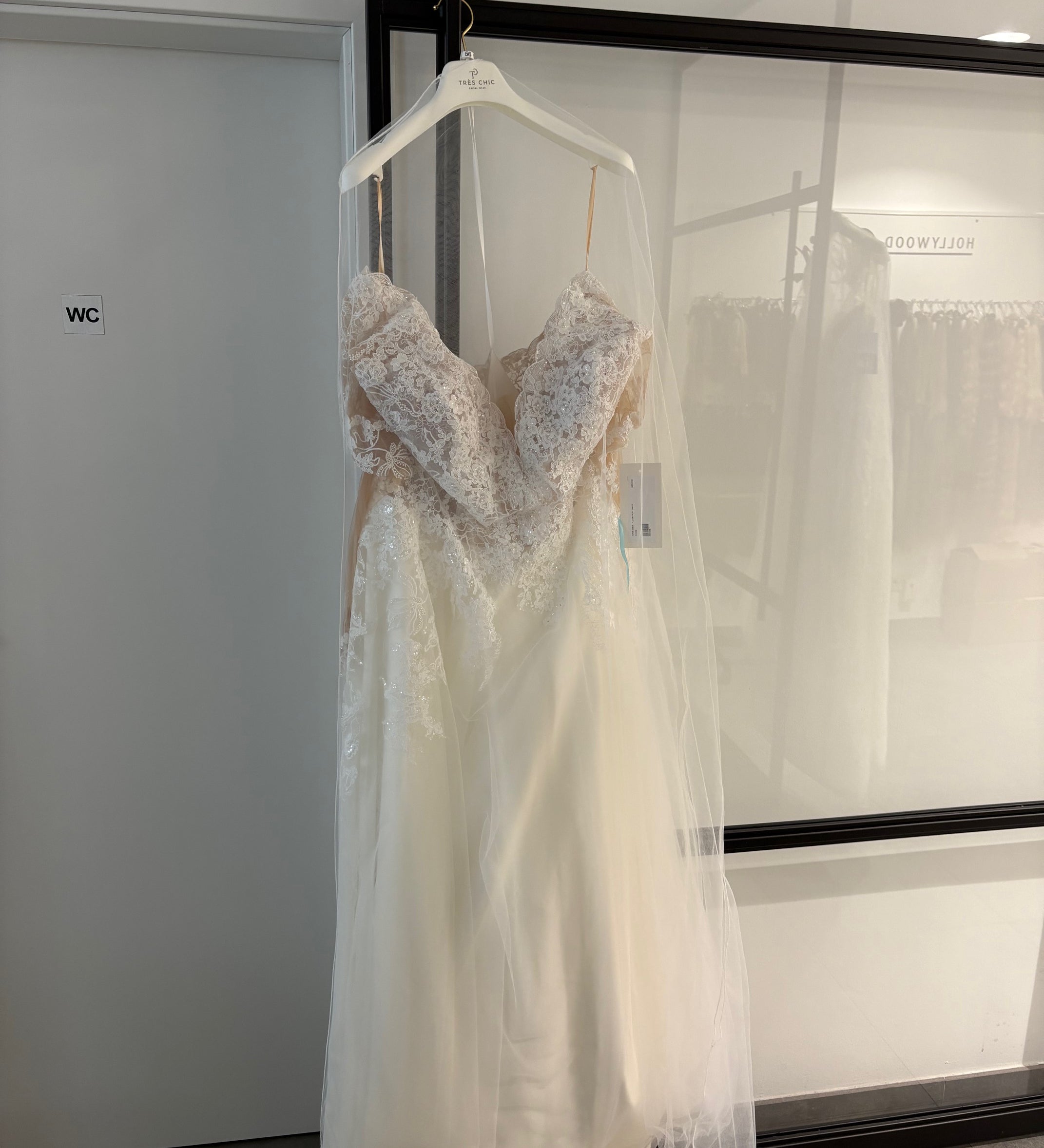 Brautkleid Hochzeitskleid Tres Chic verschiedene Farben und Größen